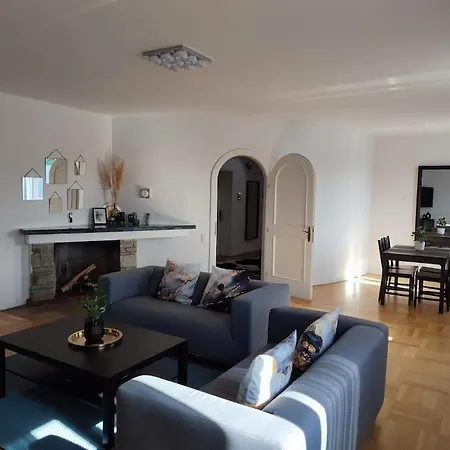 Maisonette 110qm In Linz. 林茨